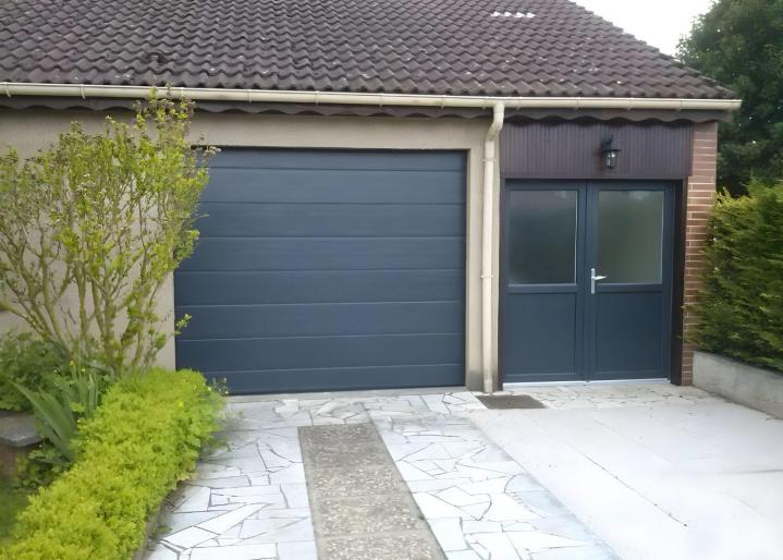 Fournisseur et installateur de porte de garage.